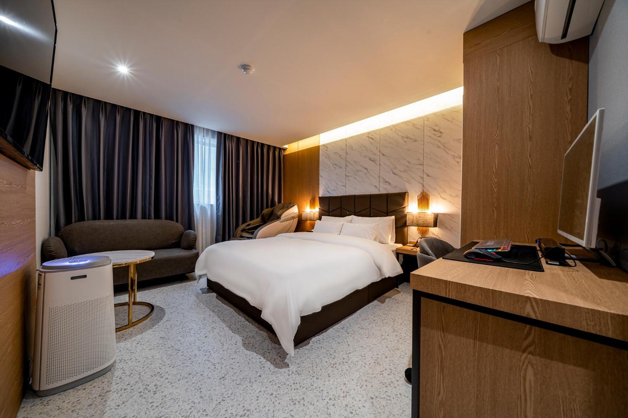 Urban Brown Hotel Chungju City Hall Exterior photo